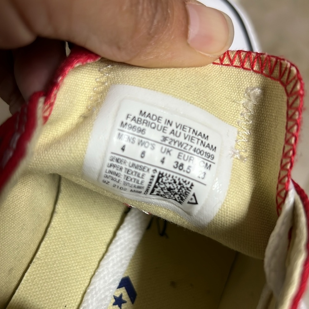 Converse - Red Canvas Sneakers - Picture 5 of 5